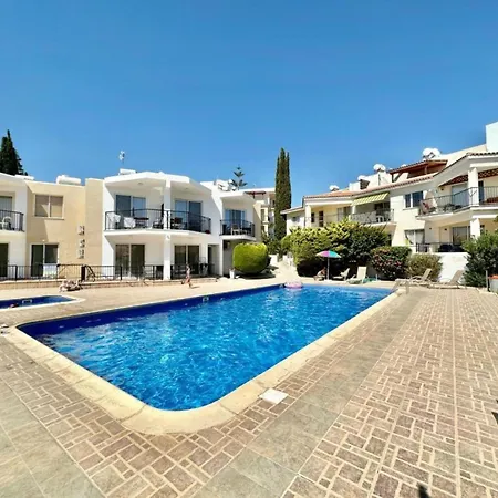 H&o Danaos Sea Breeze Apartamento Pafos